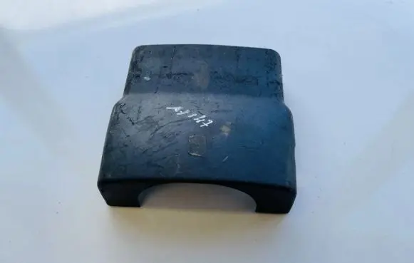 Steering wheel column trim