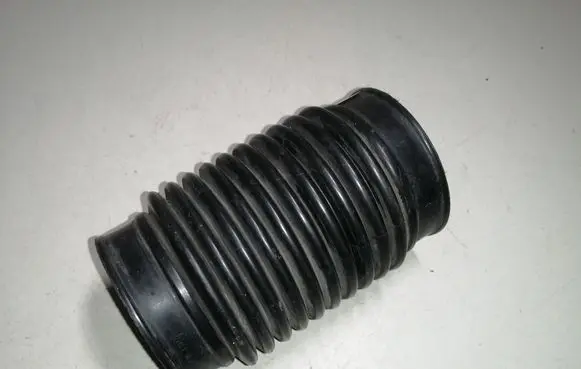 Porsche Cayenne (9PA) Air intake hose/pipe 7L5129739