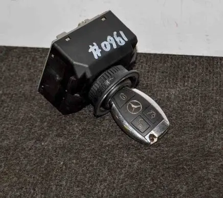 Mercedes-Benz E W212 Ignition lock 10107591 A2189054701