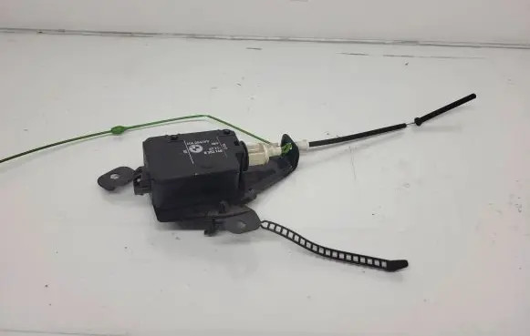 BMW 5 E39 Central locking motor 8352168 40620433 4711S
