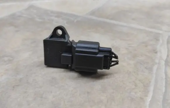 Ford Focus Air pressure sensor 2S6A9F479BA 5WK9680