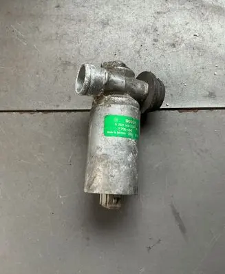 BMW 7 E38 Idle control valve (regulator) 0280140532 1733090