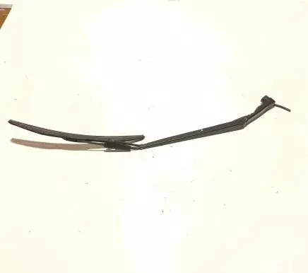 Subaru Forester SJ Front wiper blade arm