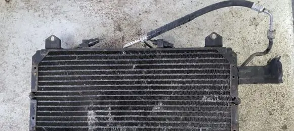 Land Rover Discovery A/C cooling radiator (condenser)