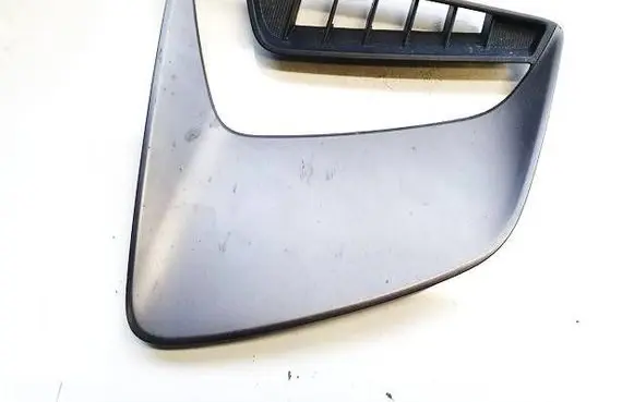 Hyundai Ioniq Front bumper lower grill 86563g2050 86563-g2050