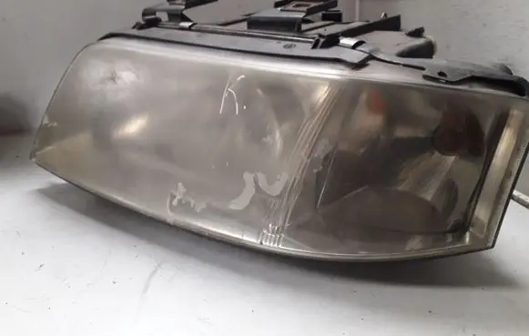 Audi A6 S6 C5 4B Headlight/headlamp