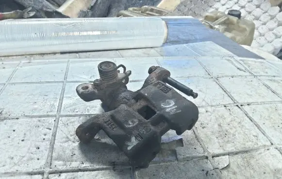 Mazda 6 Rear brake caliper