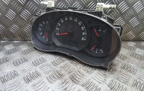 Opel Movano B Speedometer (instrument cluster) P248103635R P248103635RD
