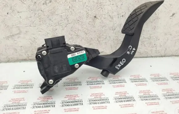 Seat Exeo (3R) Accelerator throttle pedal 8E1721523G