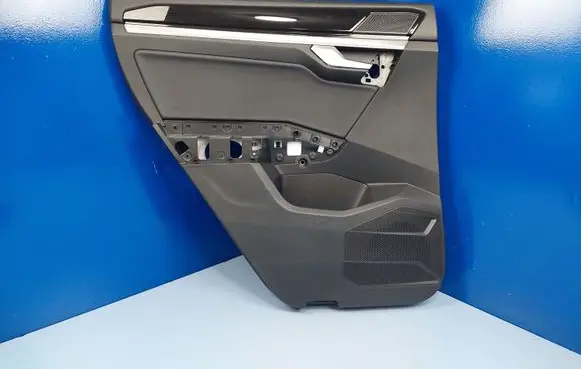 Volkswagen Touareg III Rear door card panel trim 760867211G 760867211GRCZ