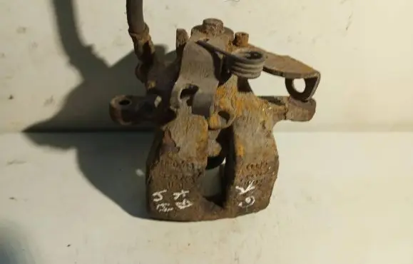 Audi A4 S4 B7 8E 8H Rear brake caliper