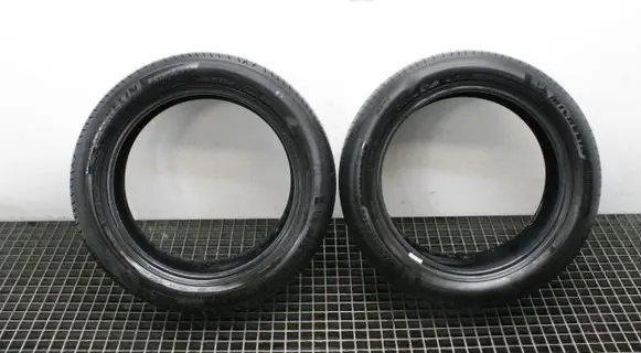 Audi A6 S6 C7 4G R12 summer tire 23550R19 MICHELIN