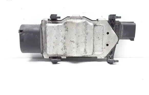 Mercedes-Benz A W176 Fan control module 1137328656