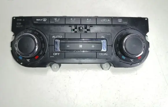 Skoda Octavia Mk2 (1Z) Climate control unit 3T0907044AR