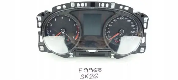 Volkswagen Golf VII Speedometer (instrument cluster) 5G1920740D