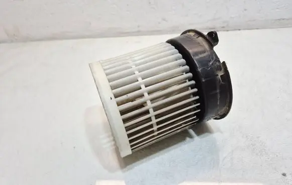 Nissan Rogue Heater fan/blower 45010780