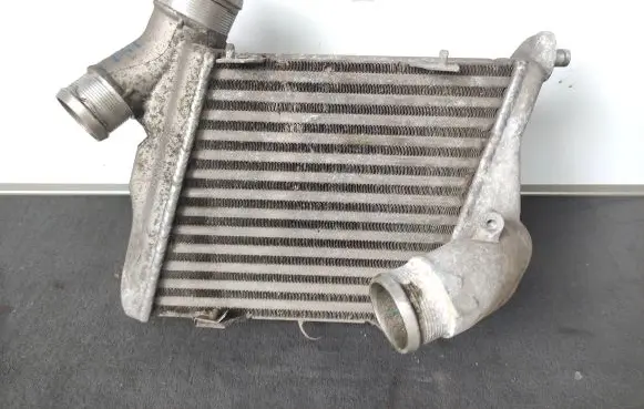 Audi A8 S8 D3 4E Intercooler radiator 4E0145805B
