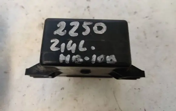 Glow plug pre-heat relay