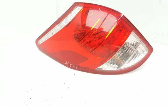 Toyota RAV 4 (XA30) Rear/tail lights