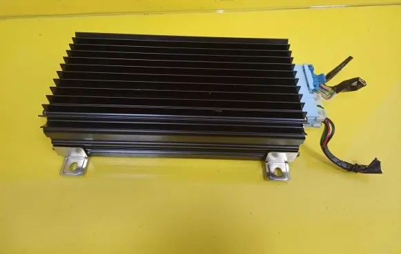 Cadillac CTS Sound amplifier 15227989