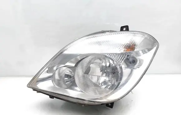 Mercedes-Benz Sprinter W906 Headlight/headlamp A9068200361 1LB247012-03