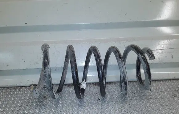 Opel Meriva B Front coil spring 