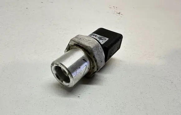 Air conditioning (A/C) pressure sensor