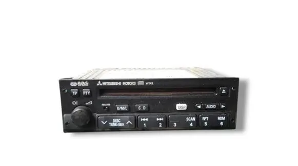 Mitsubishi Pajero Radio/CD/DVD/GPS head unit MZ312720 ME35704