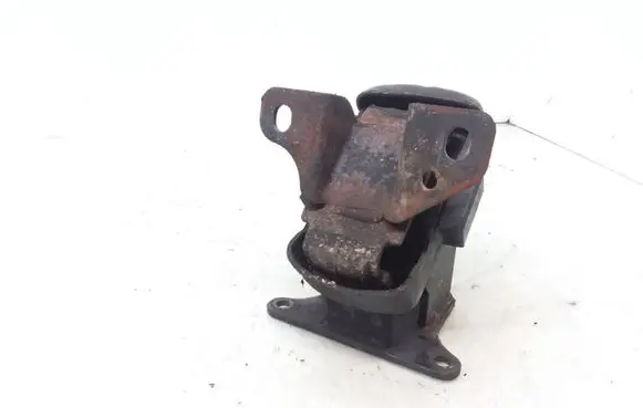 KIA Sorento Engine mount bracket
