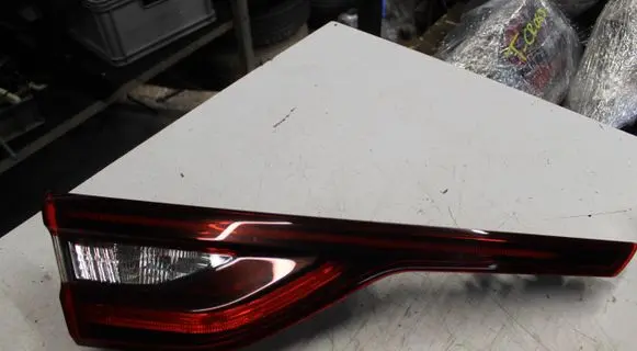 Renault Talisman Tailgate rear/tail lights 265552154R