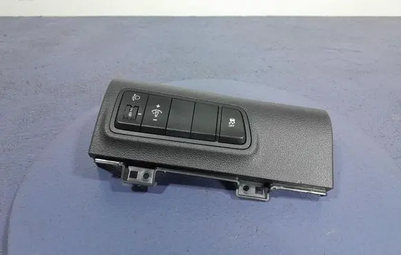Hyundai Tucson JM Light switch 93710-D7190