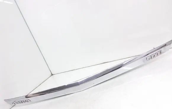 Opel Astra H Tailgate trim 13223917