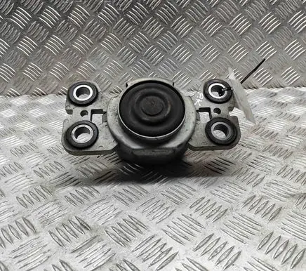 Volvo XC60 Engine mount bracket A271115 31401307