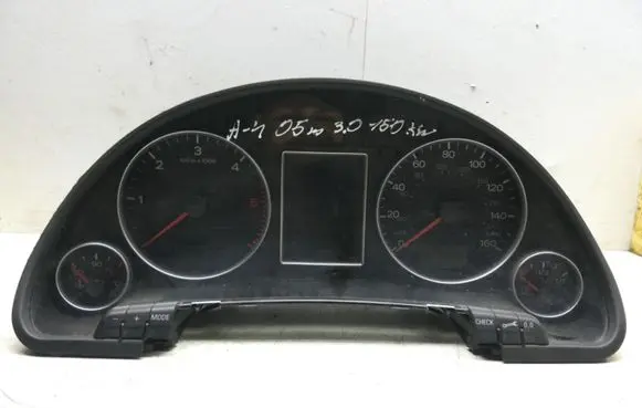 Audi A4 S4 B7 8E 8H Speedometer (instrument cluster) 1036901830 8E0920951E