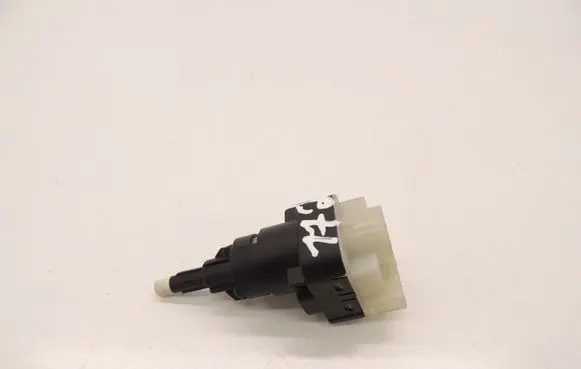 Clutch pedal sensor