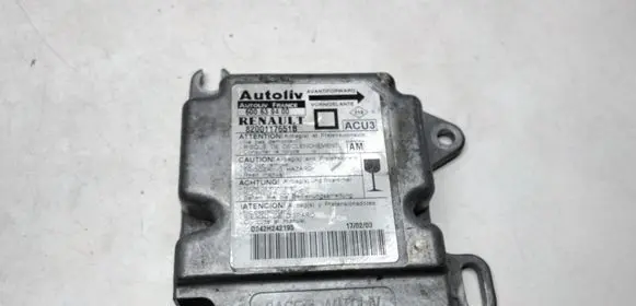 Renault Scenic I Airbag control unit/module 8200117651B