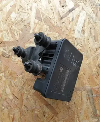 Volkswagen Golf V ABS Pump 1K0907379AC 10096003593 00005305H0