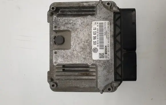 Volkswagen Golf V Engine control unit/module 03G906021QJ 0281014064
