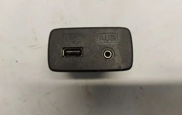 Subaru WRX STI AUX in-socket connector 86257aj220-jlk01