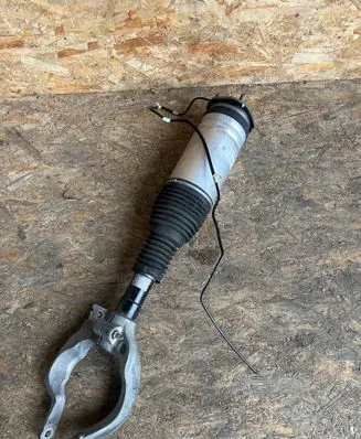 Land Rover Defender Air suspension front shock absorber L8B23C286AB