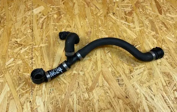 Mercedes-Benz C W205 Engine coolant pipe/hose A2055013291