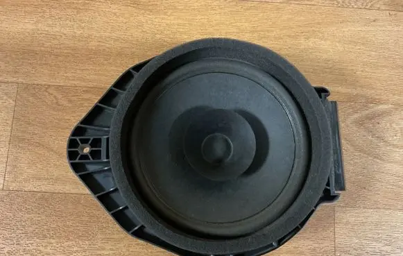 Opel Insignia A Rear door speaker 13257498 13107498