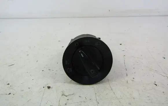 Volkswagen PASSAT B5 Light switch 