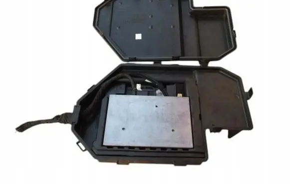 Audi A6 S6 C6 4F Bluetooth control unit module 