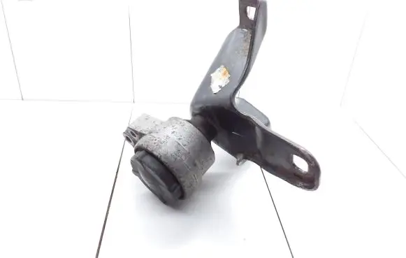 Ford Focus Engine mount bracket 98AB6037CD A359A