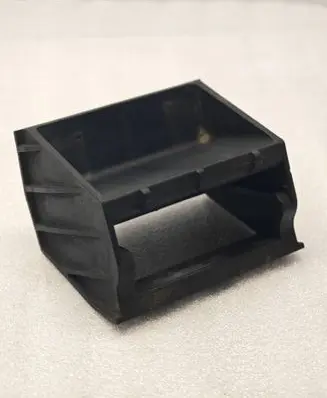 BMW X6 E71 Radiator mount bracket 7533537