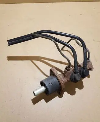 Smart ForTwo I Master brake cylinder 0204220096