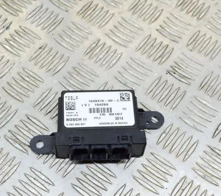 Tesla Model S Parking PDC control unit/module 0263004821 104847600C