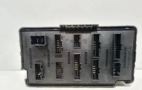SsangYong Kyron Fuse box set 06i30M AK6114