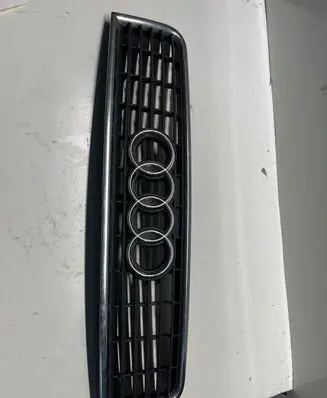 Audi A4 S4 B6 8E 8H Front grill